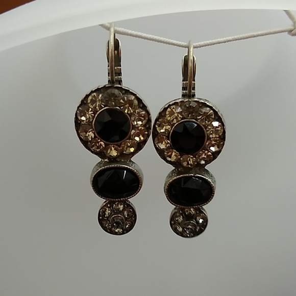 Jet/Blk Diamond SWAROVSKI Crystal EARRINGS - Picture 1 of 3